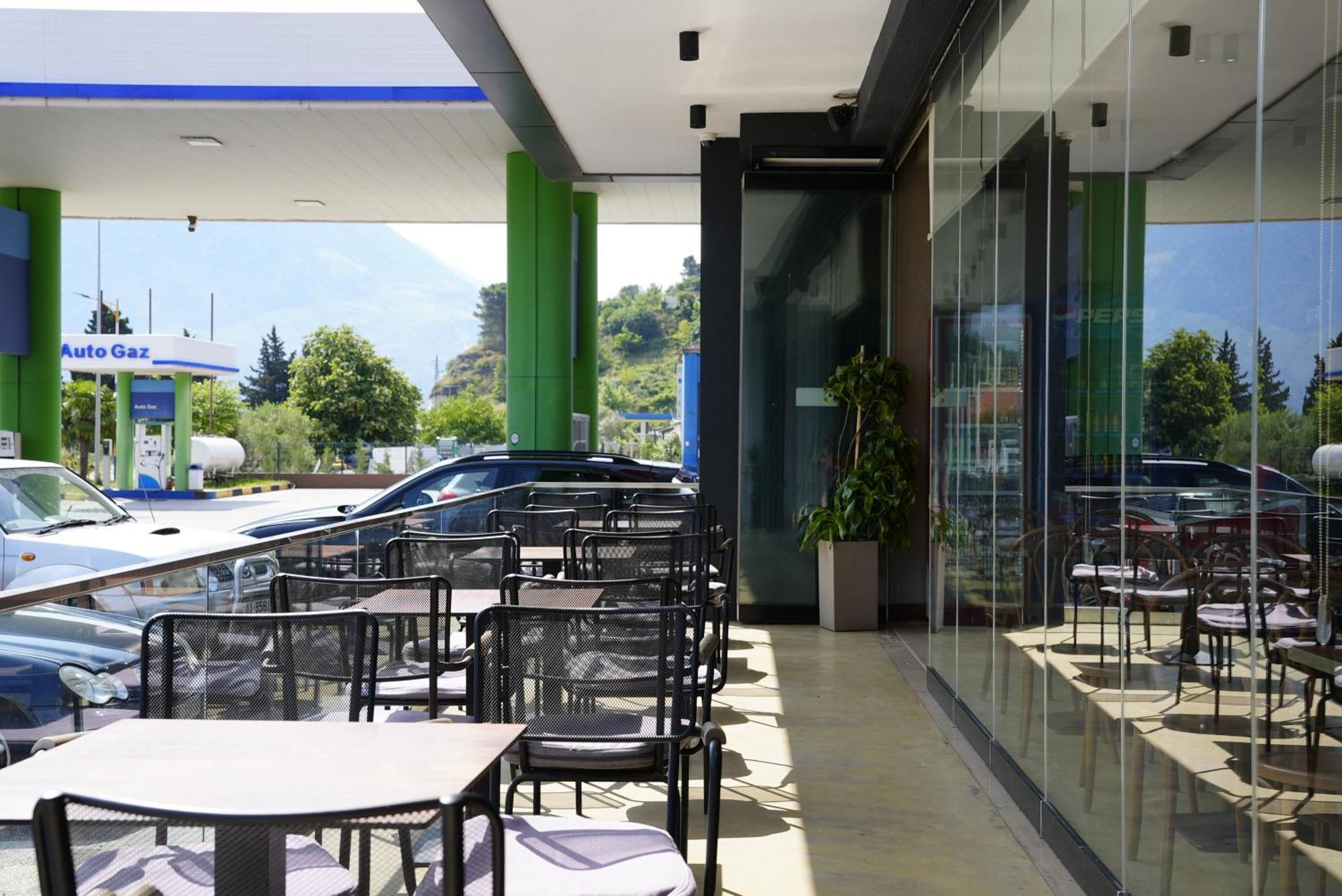 Bluepoint Hotel Tepelene